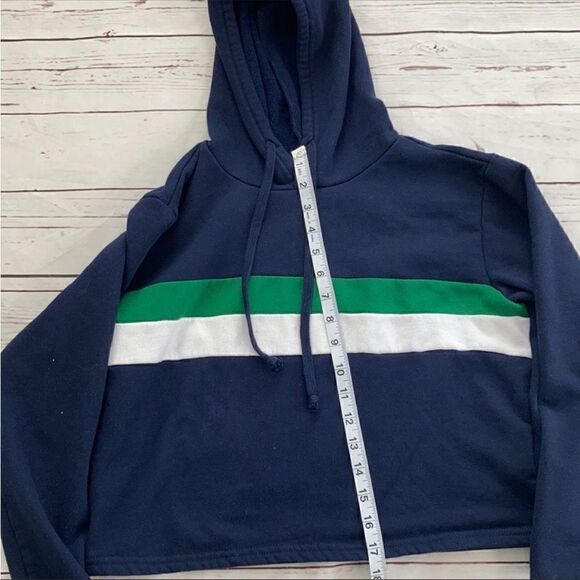 Forever 21 Crop Pull Over Hoodie Sweater - Picture 7 of 8